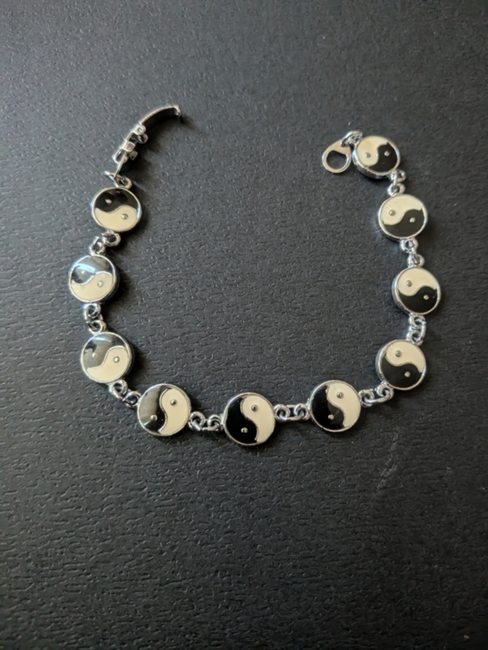 Vintage Y2K Yin Yang Enamel Charm Link Bracelet nostalgic 90s/Y2K style